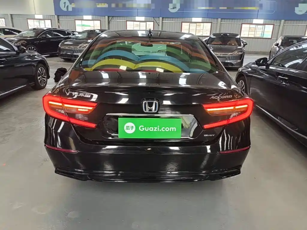Honda Accord — фото 6