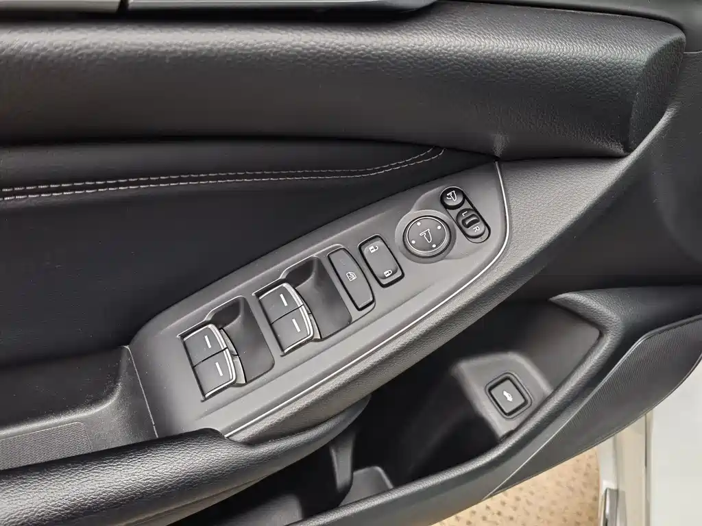 Honda Accord — фото 13