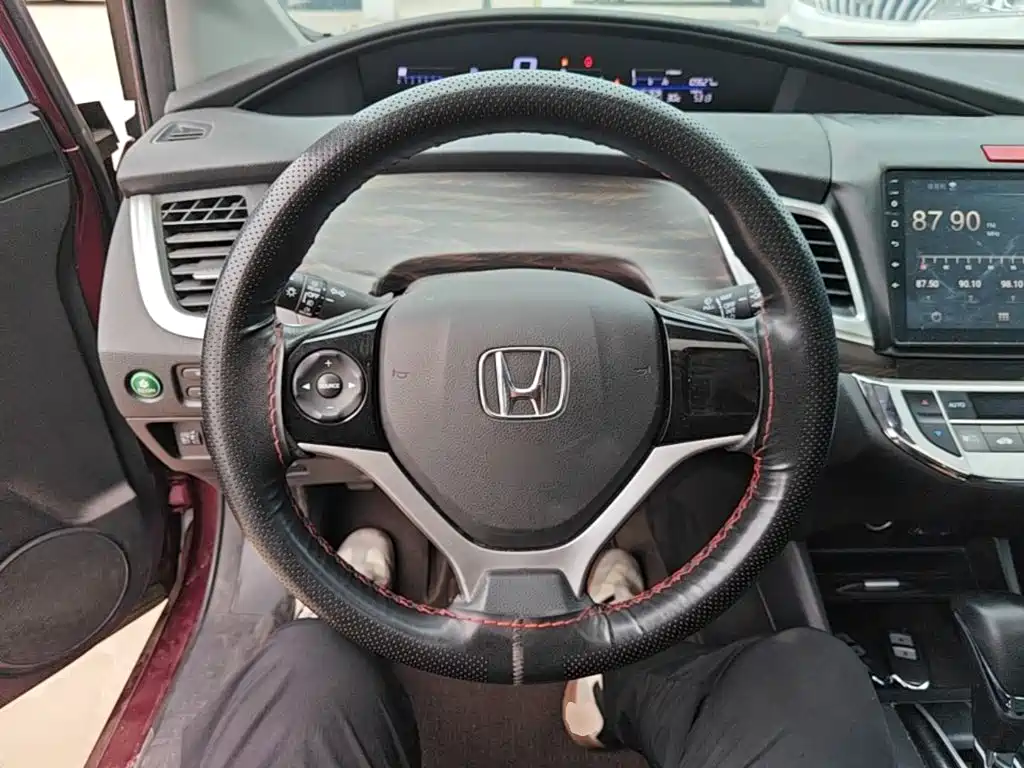 Honda Jade — фото 11