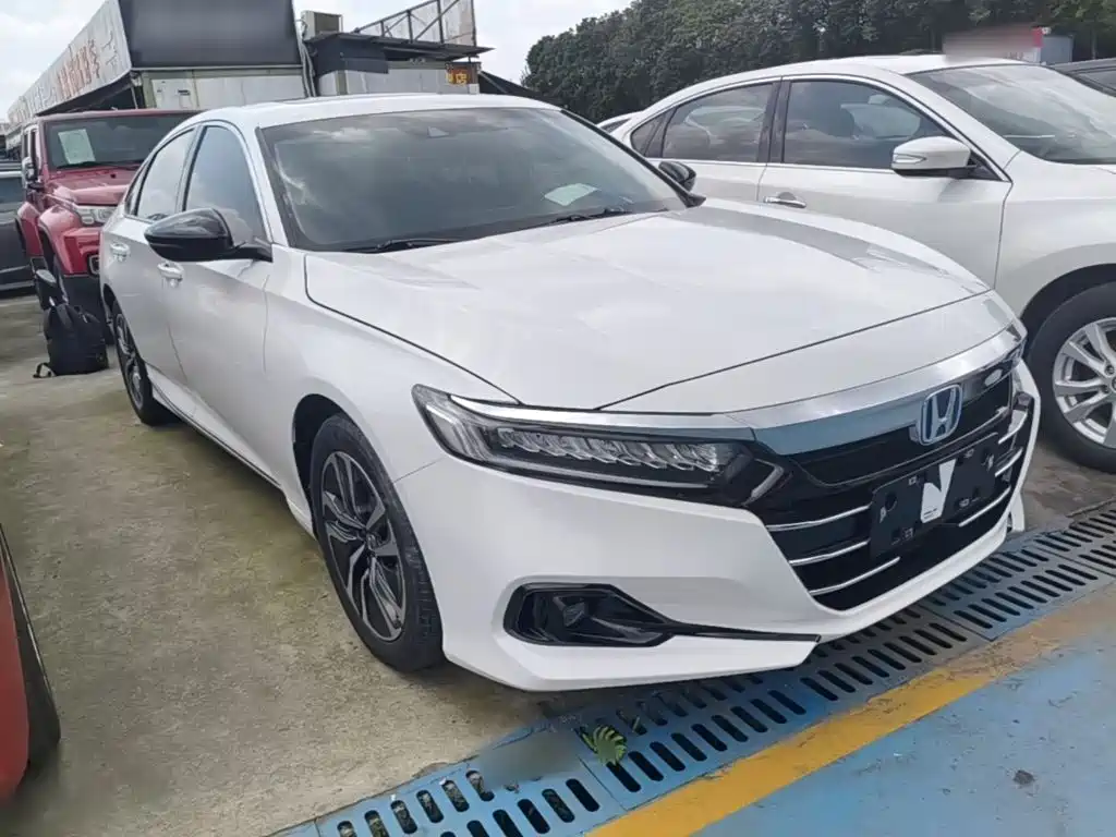 Honda Accord — фото 4