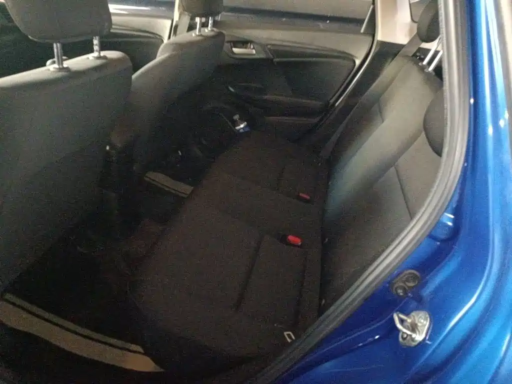 Honda Fit — фото 15