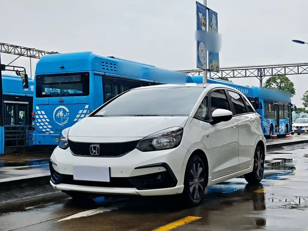 Honda Fit — фото 2