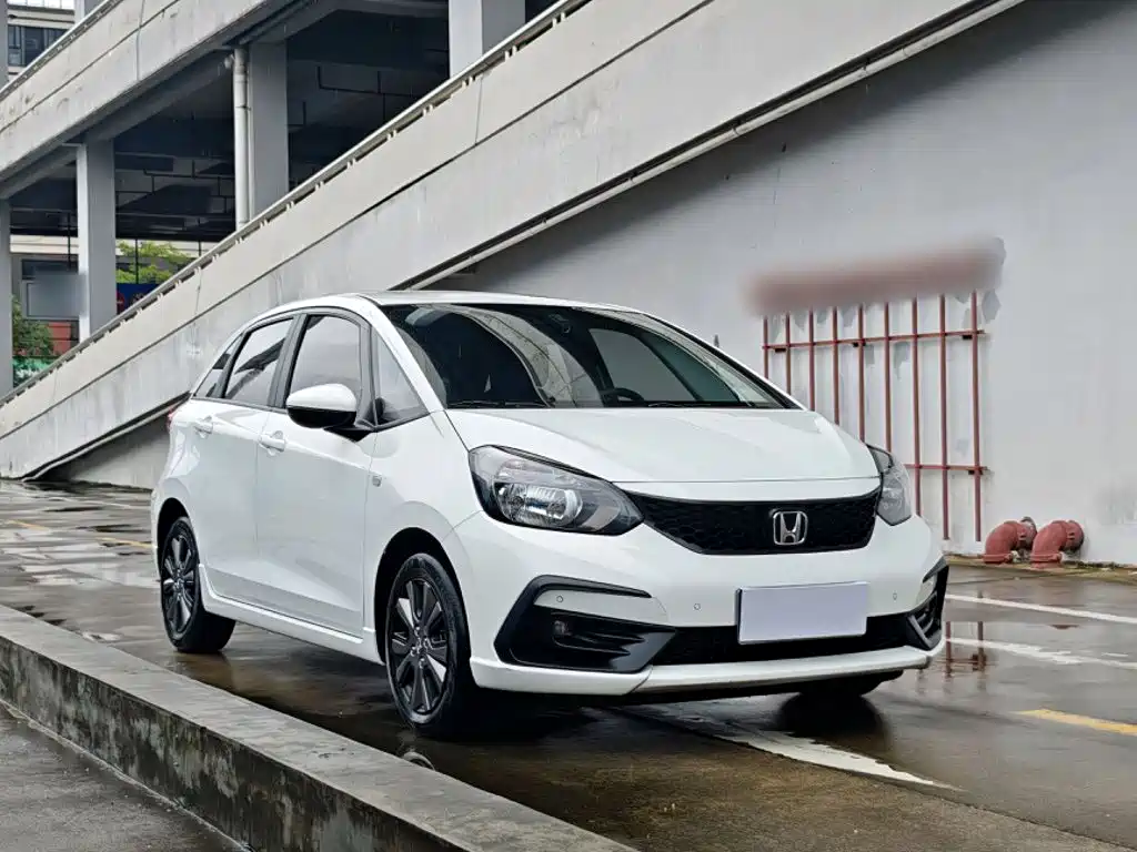 Honda Fit — фото 24