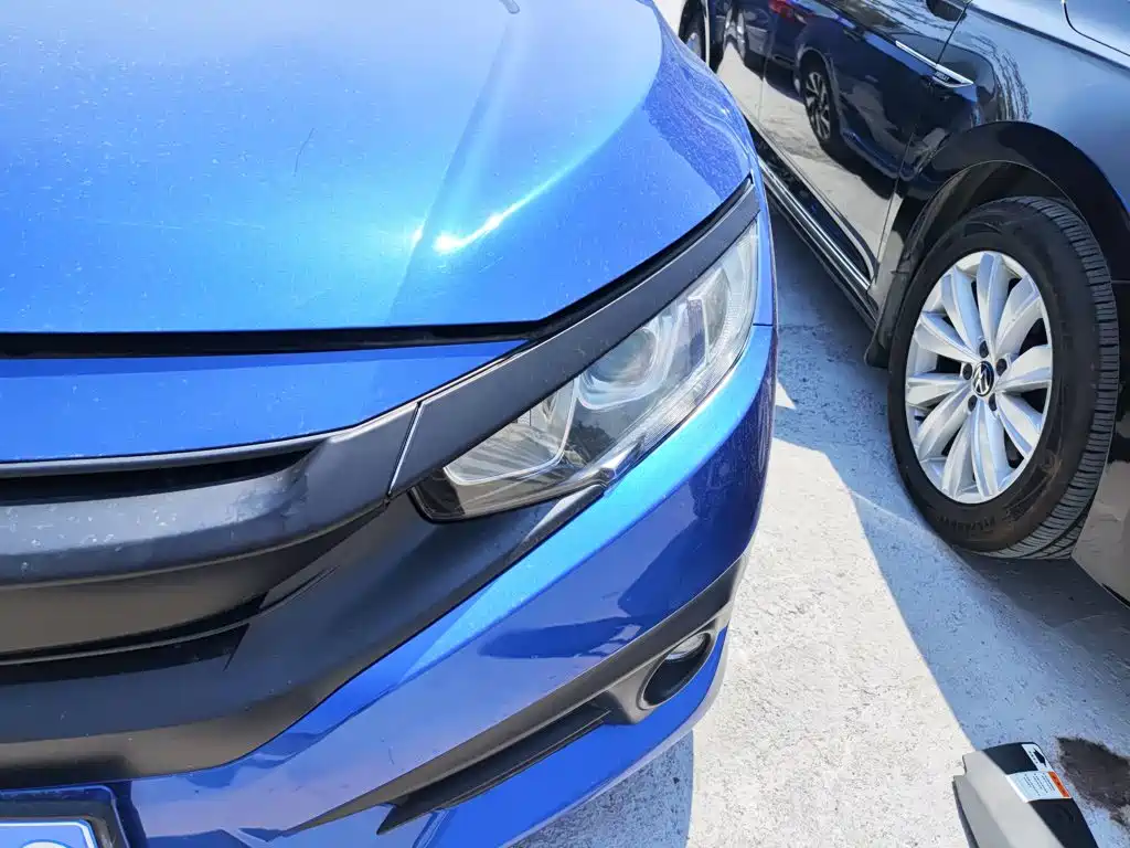Honda Civic — фото 18