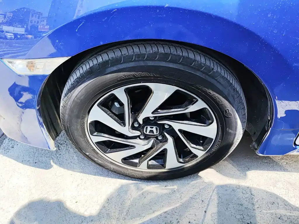 Honda Civic — фото 23