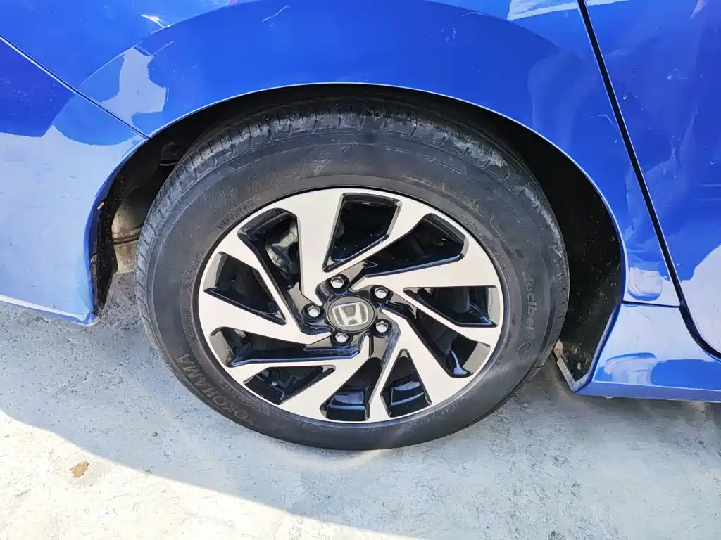 Honda Civic — фото 24