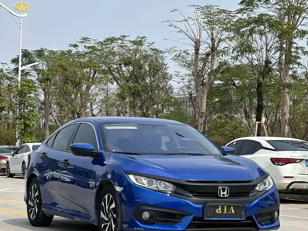 Honda Civic — фото 25
