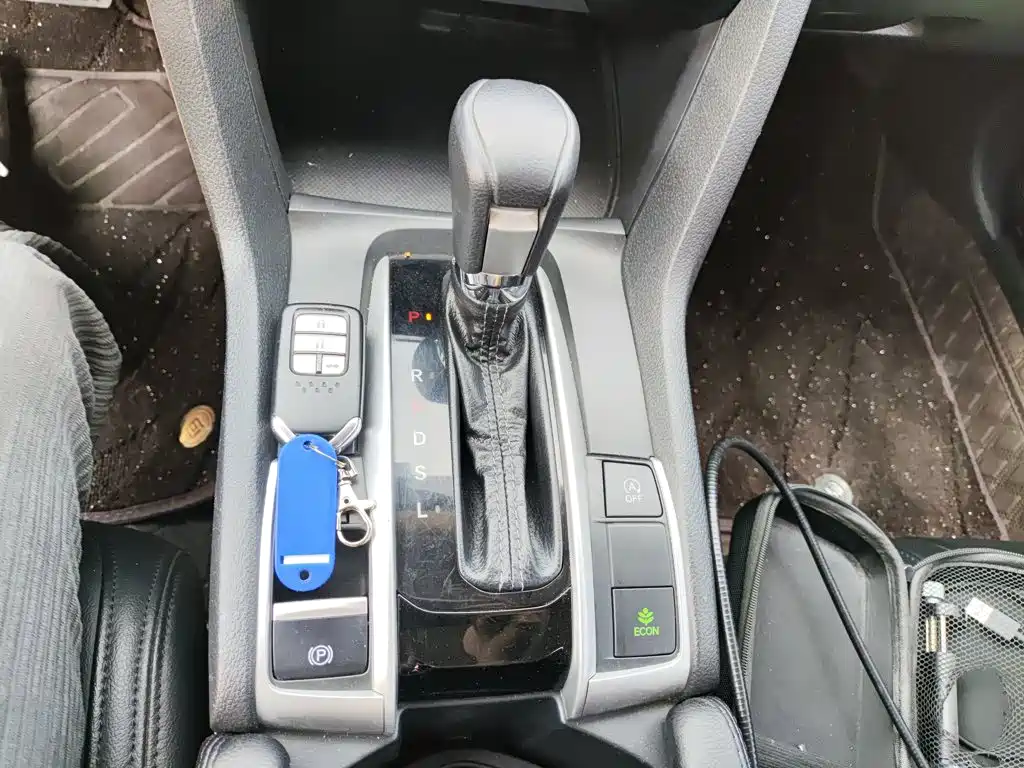 Honda Civic — фото 7
