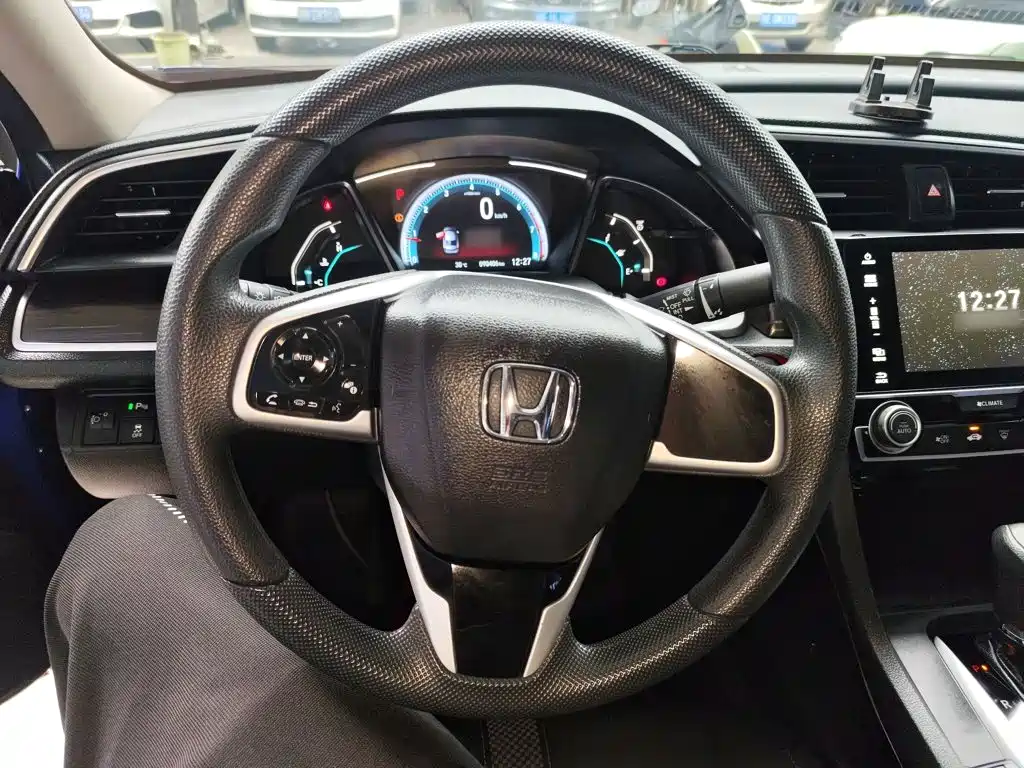 Honda Civic — фото 11