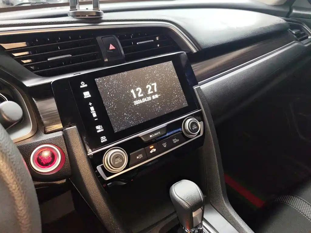 Honda Civic — фото 13