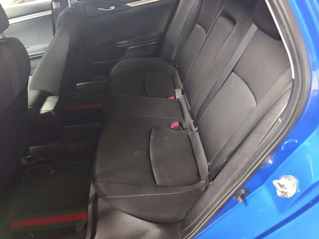 Honda Civic — фото 17