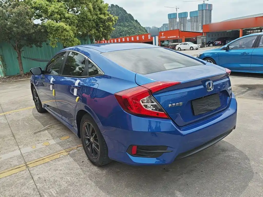 Honda Civic — фото 23