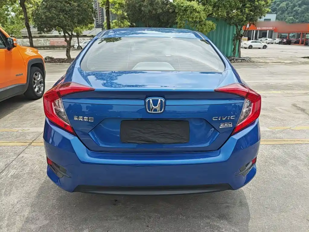 Honda Civic — фото 4