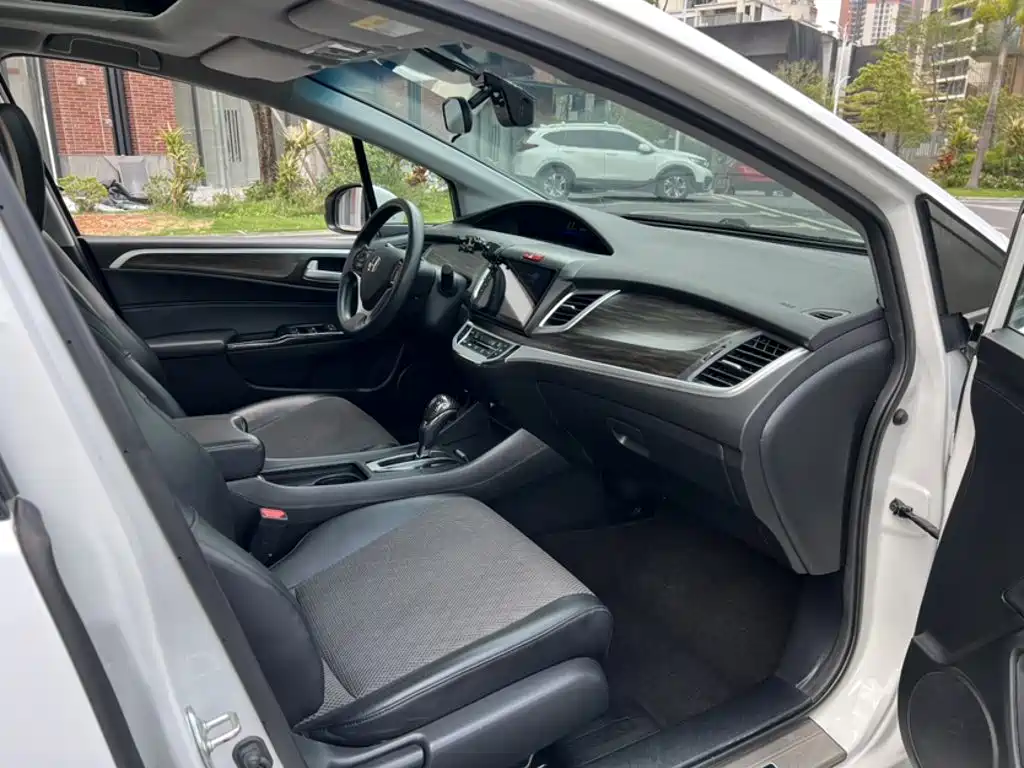 Honda Jade — фото 20