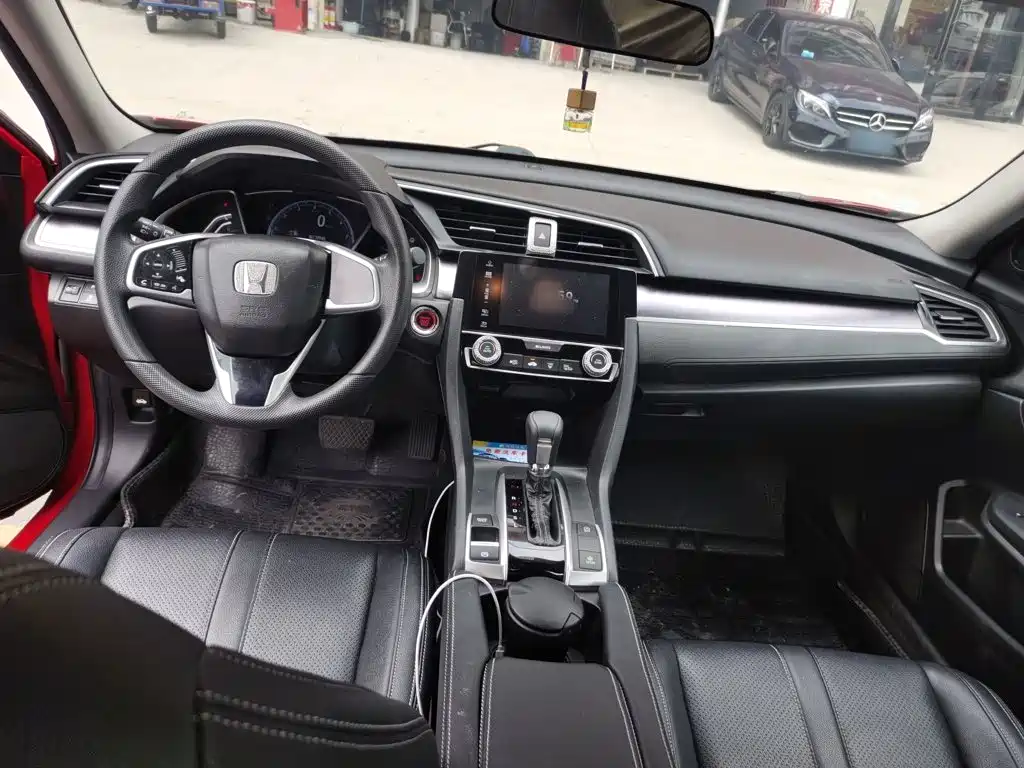 Honda Civic — фото 6