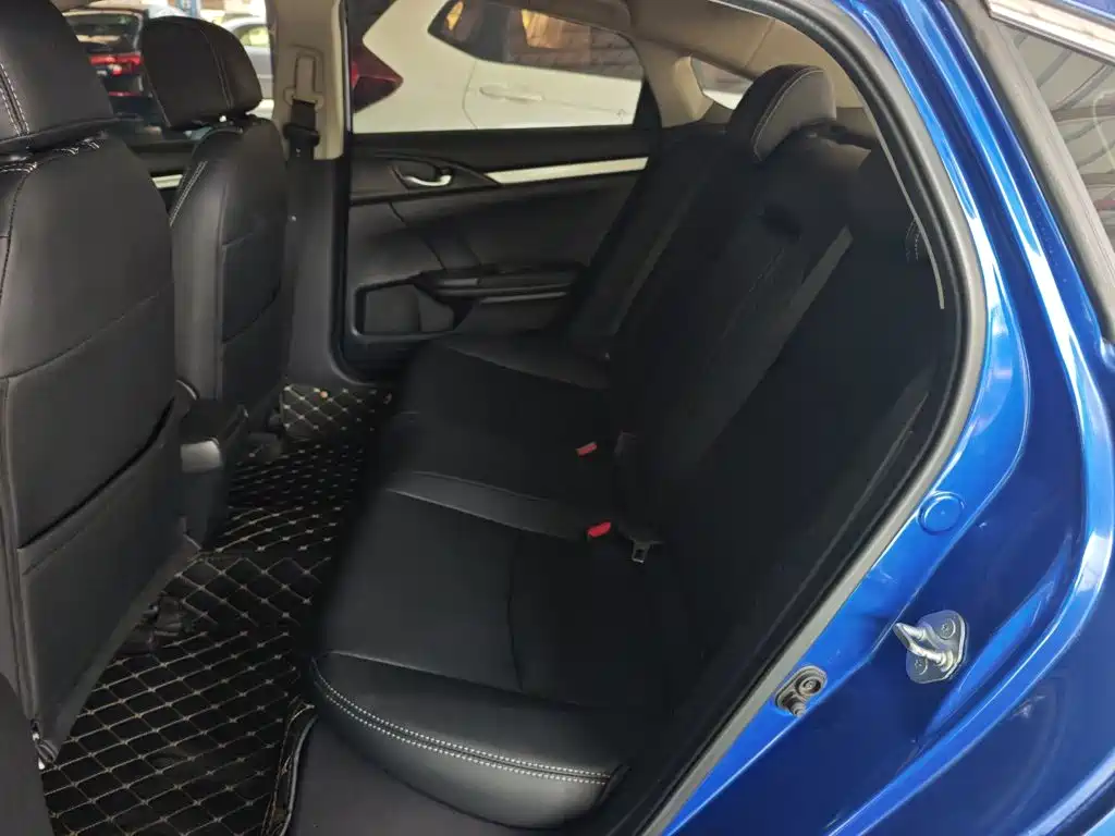 Honda Civic — фото 13