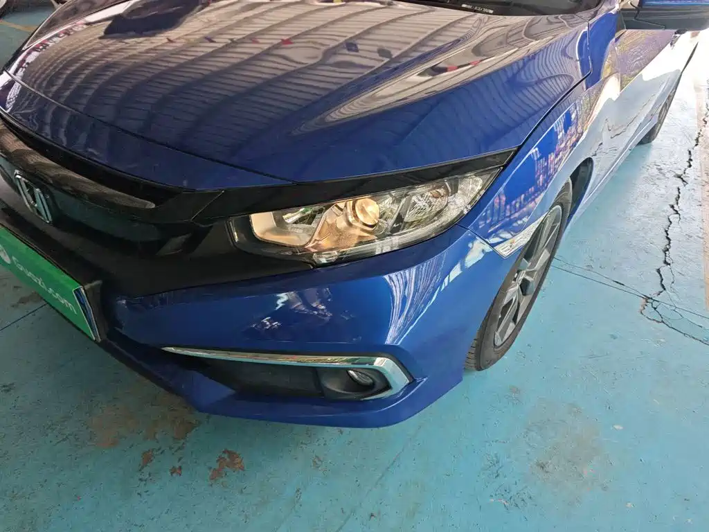 Honda Civic — фото 18