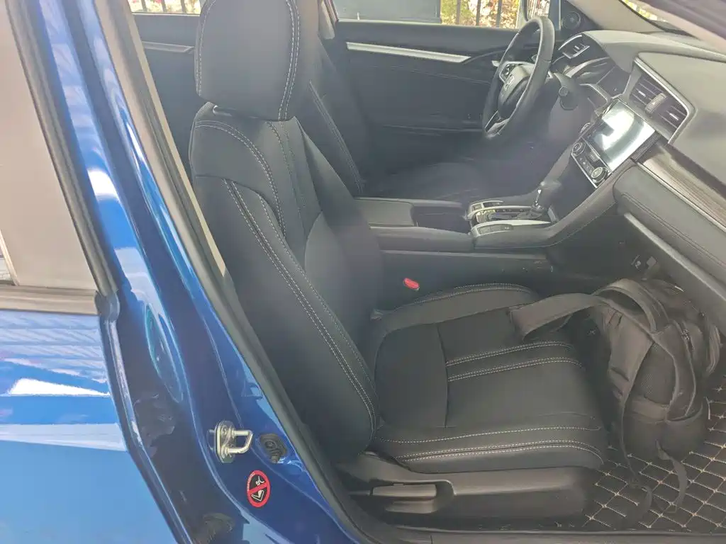 Honda Civic — фото 20
