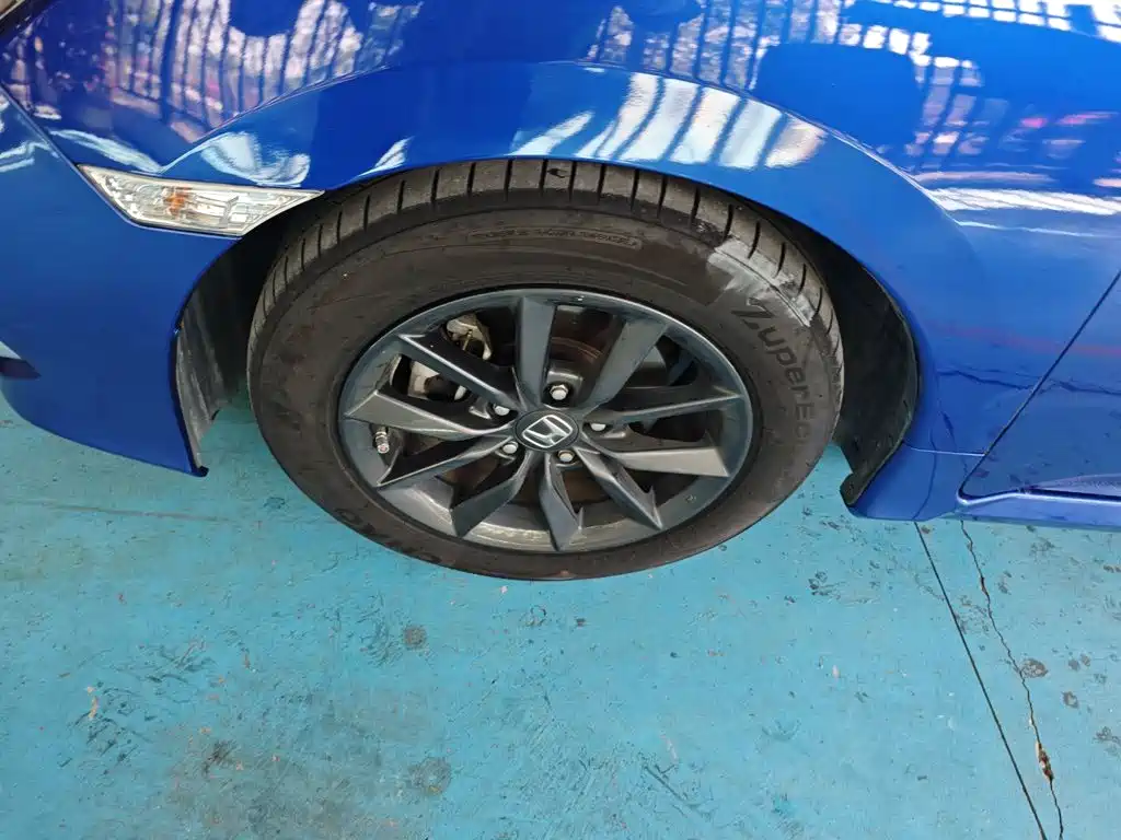 Honda Civic — фото 25