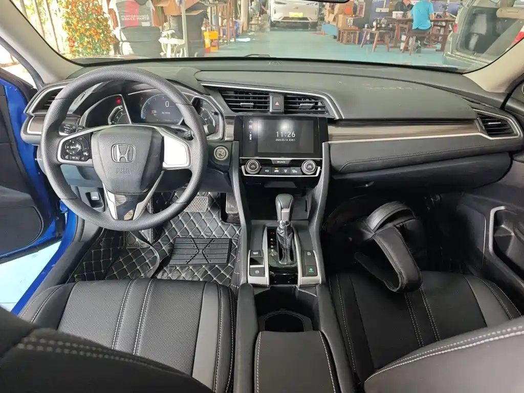 Honda Civic — фото 6