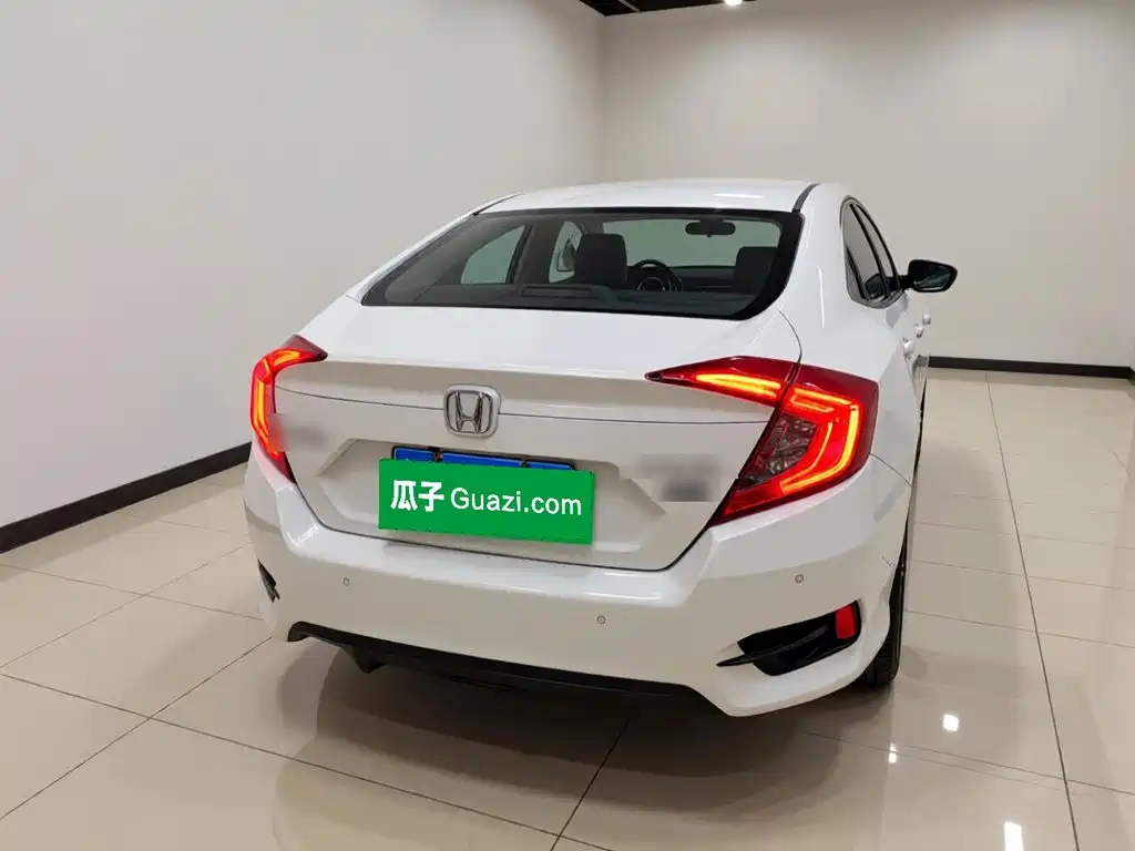 Honda Civic — фото 6