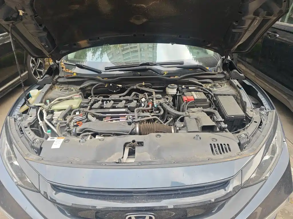 Honda Civic — фото 11