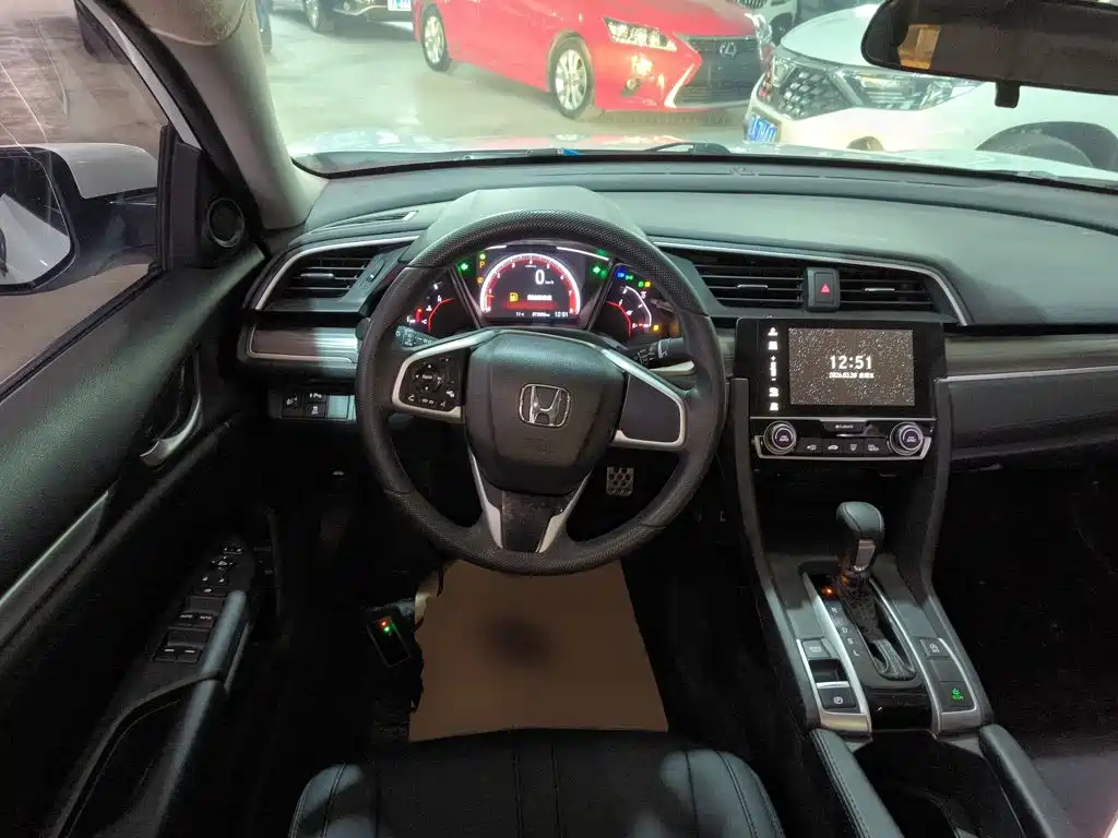 Honda Civic — фото 11