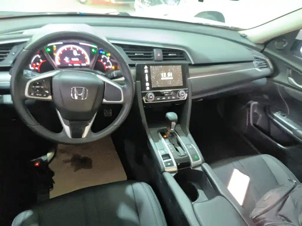Honda Civic — фото 13