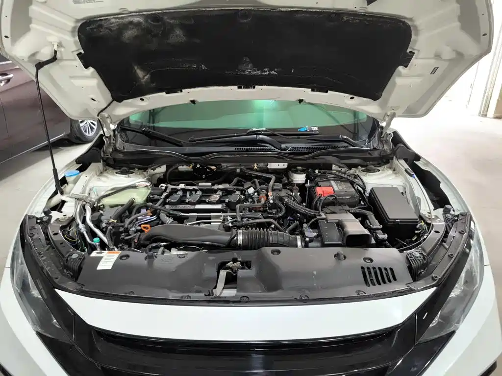 Honda Civic — фото 20