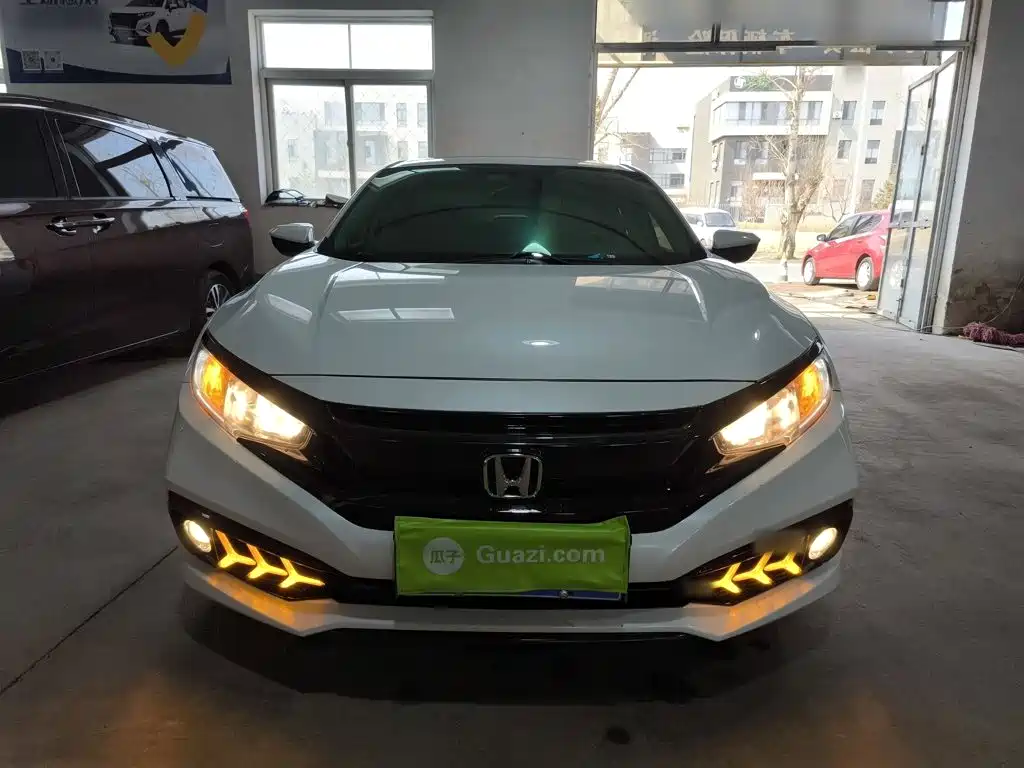 Honda Civic — фото 3