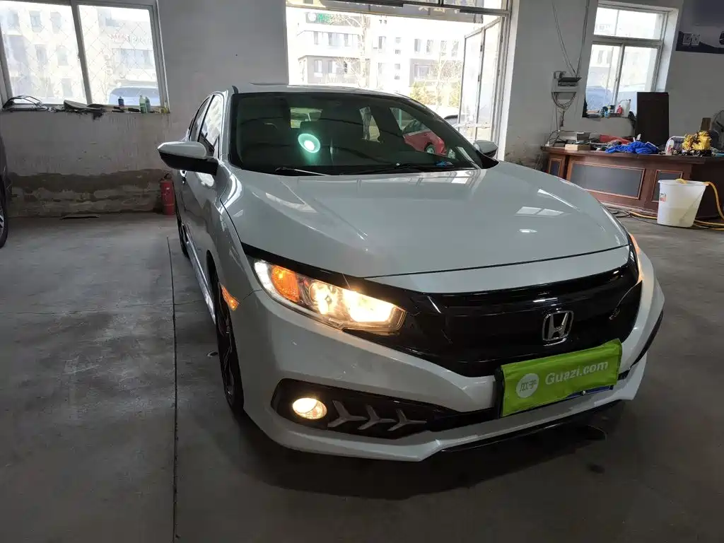 Honda Civic — фото 4