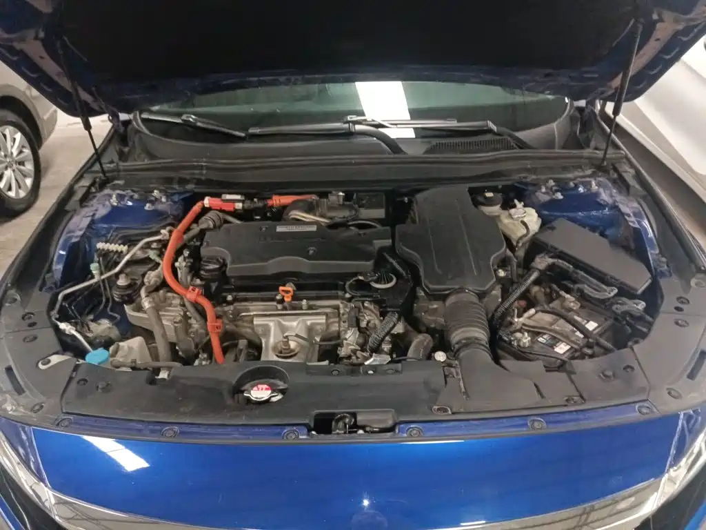 Honda Accord — фото 16