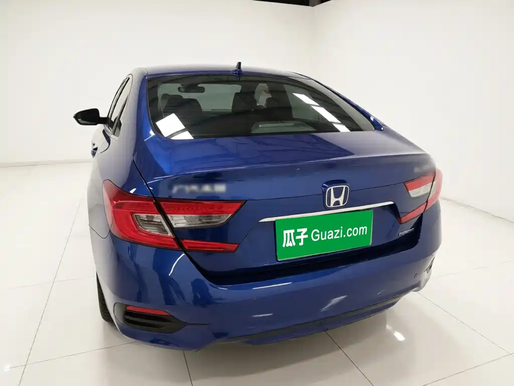 Honda Accord — фото 4