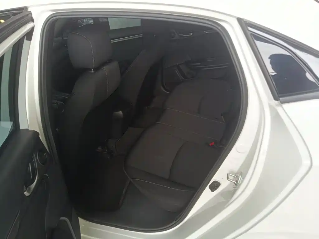Honda Civic — фото 13