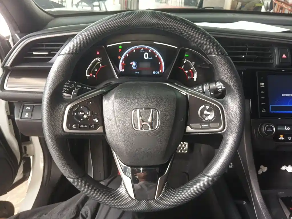 Honda Civic — фото 7