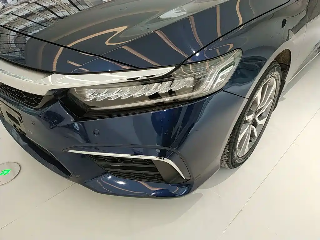 Honda Inspire — фото 18