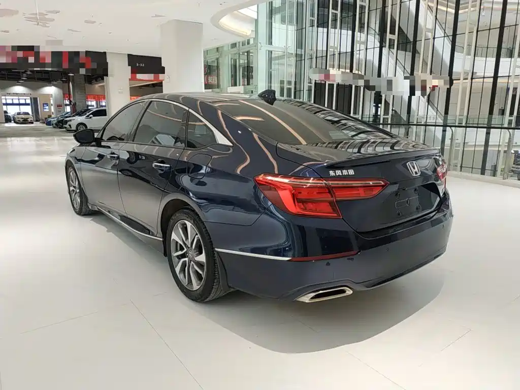 Honda Inspire — фото 23