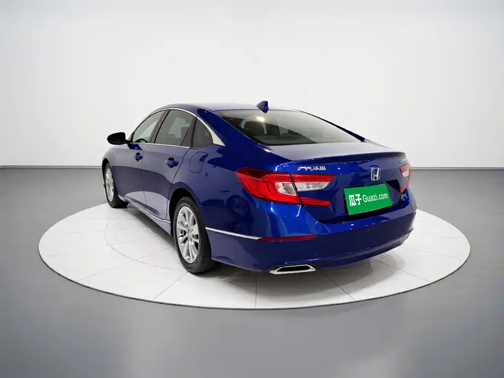 Honda Accord — фото 24