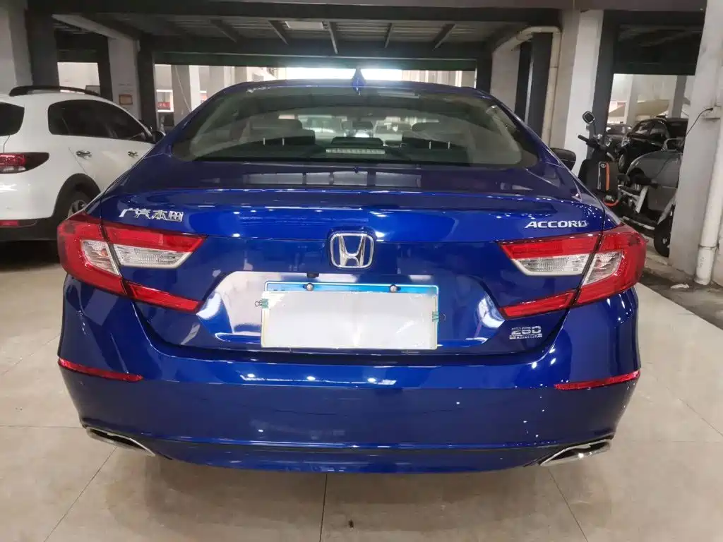Honda Accord — фото 4