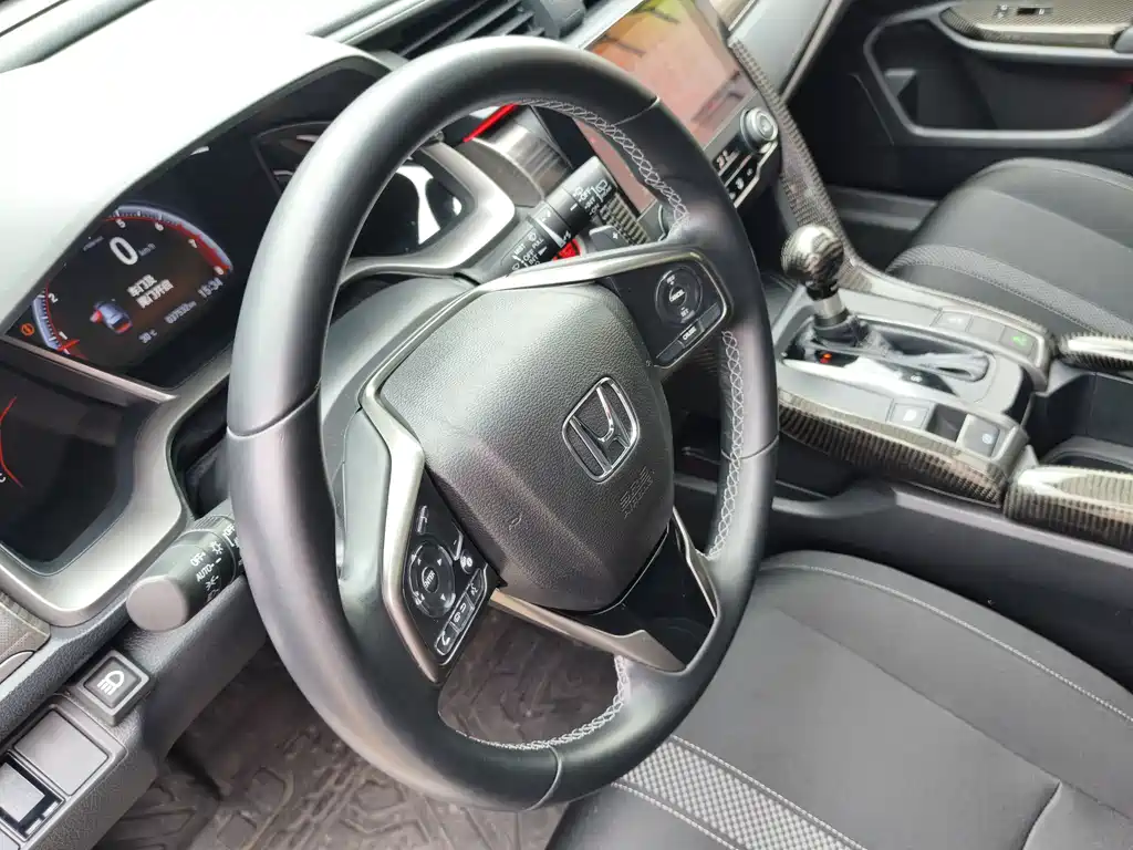Honda Civic — фото 14