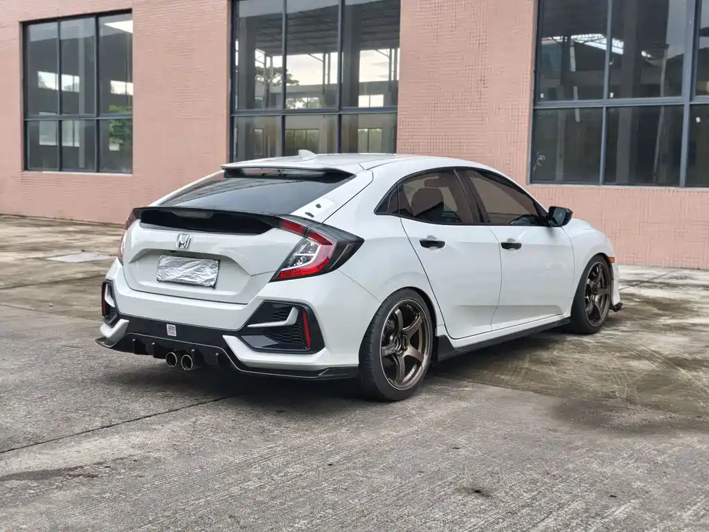 Honda Civic — фото 8