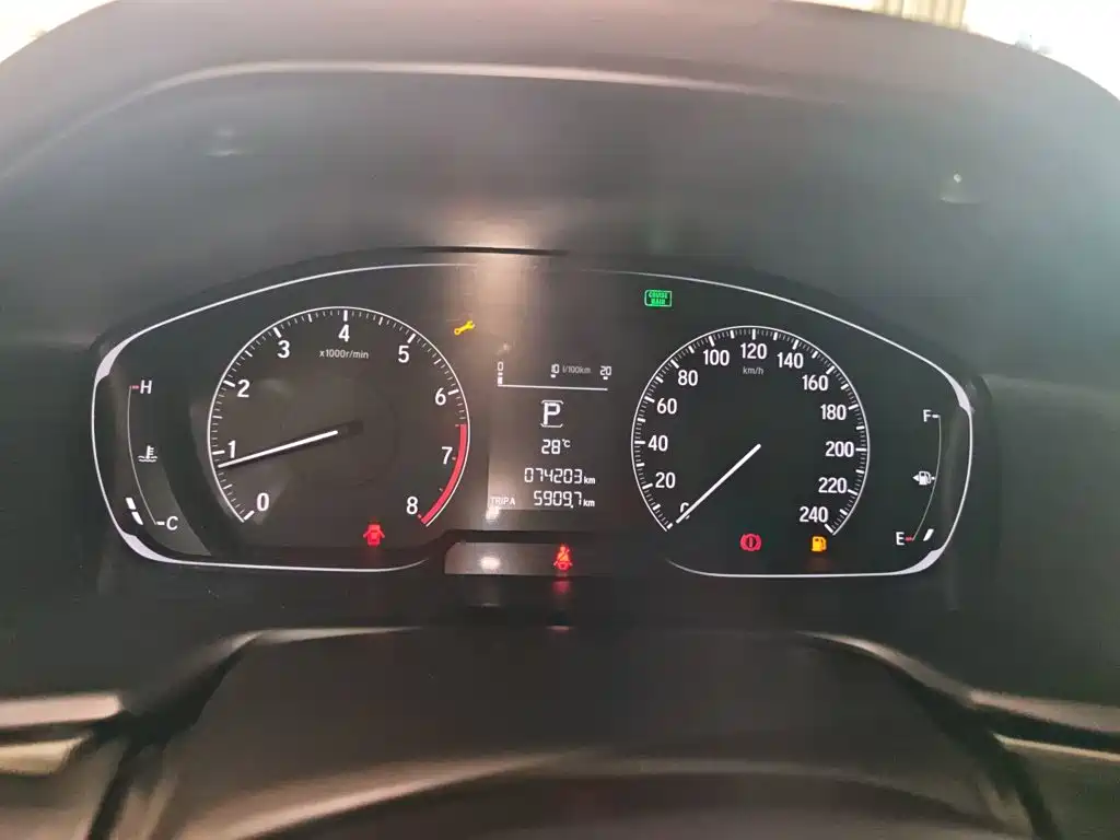Honda Accord — фото 8