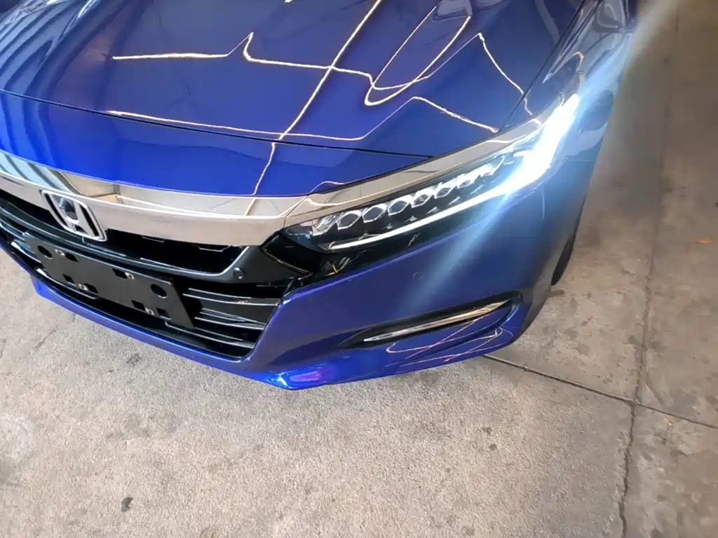 Honda Accord — фото 18
