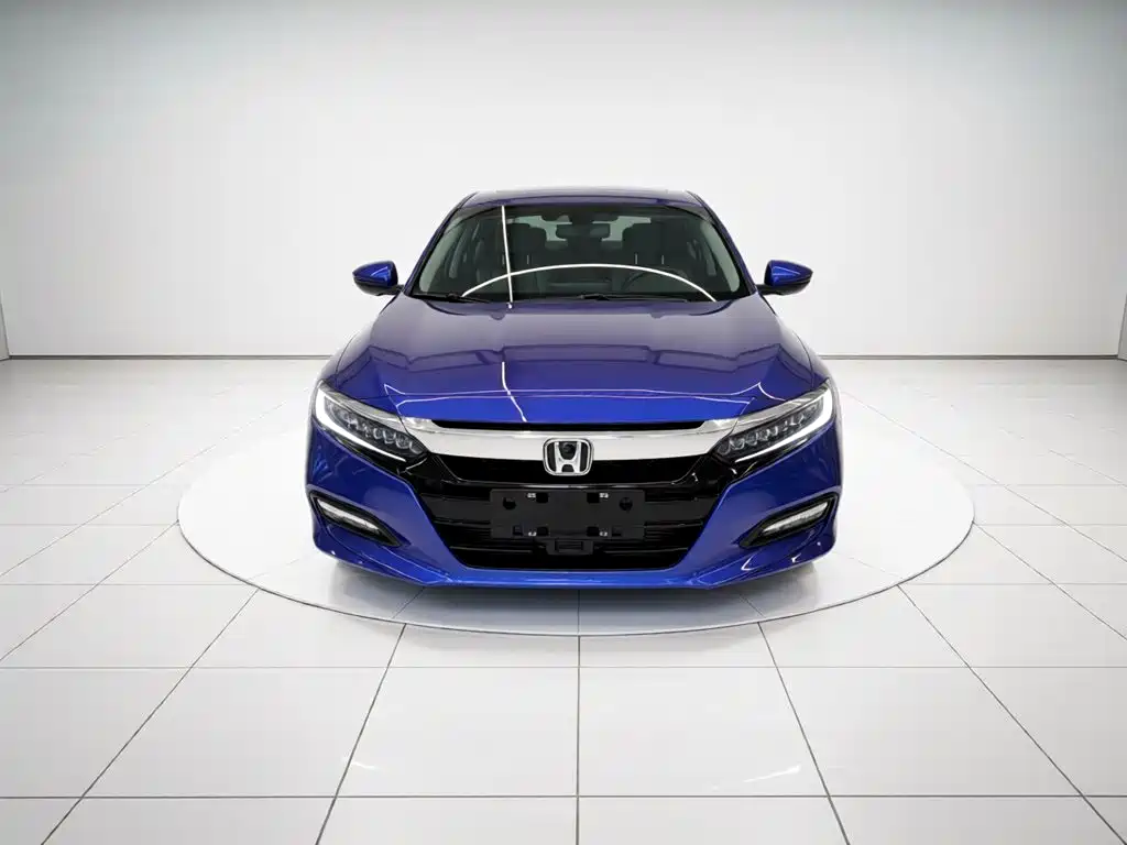 Honda Accord — фото 3