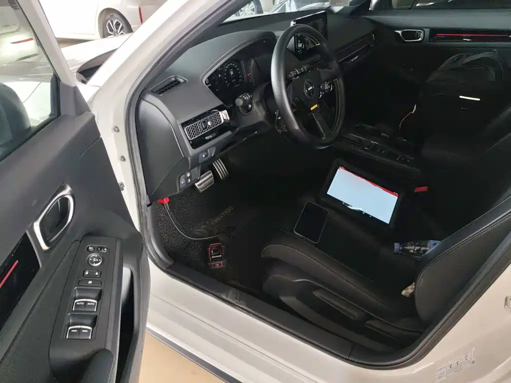 Honda Civic — фото 11