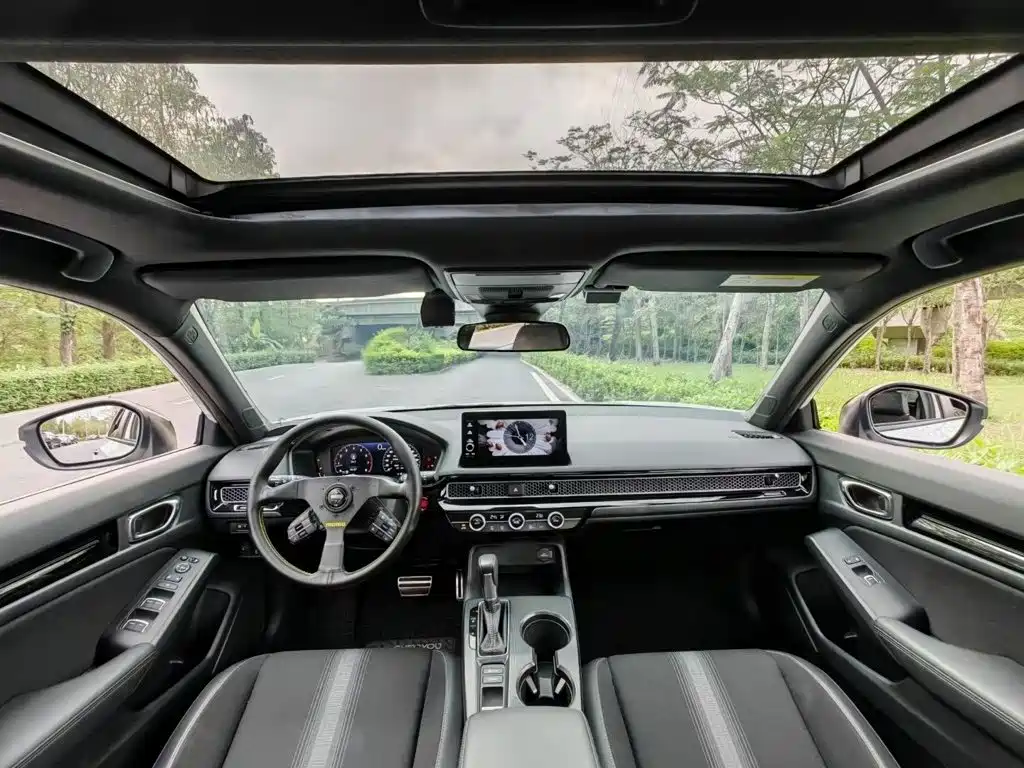 Honda Civic — фото 18