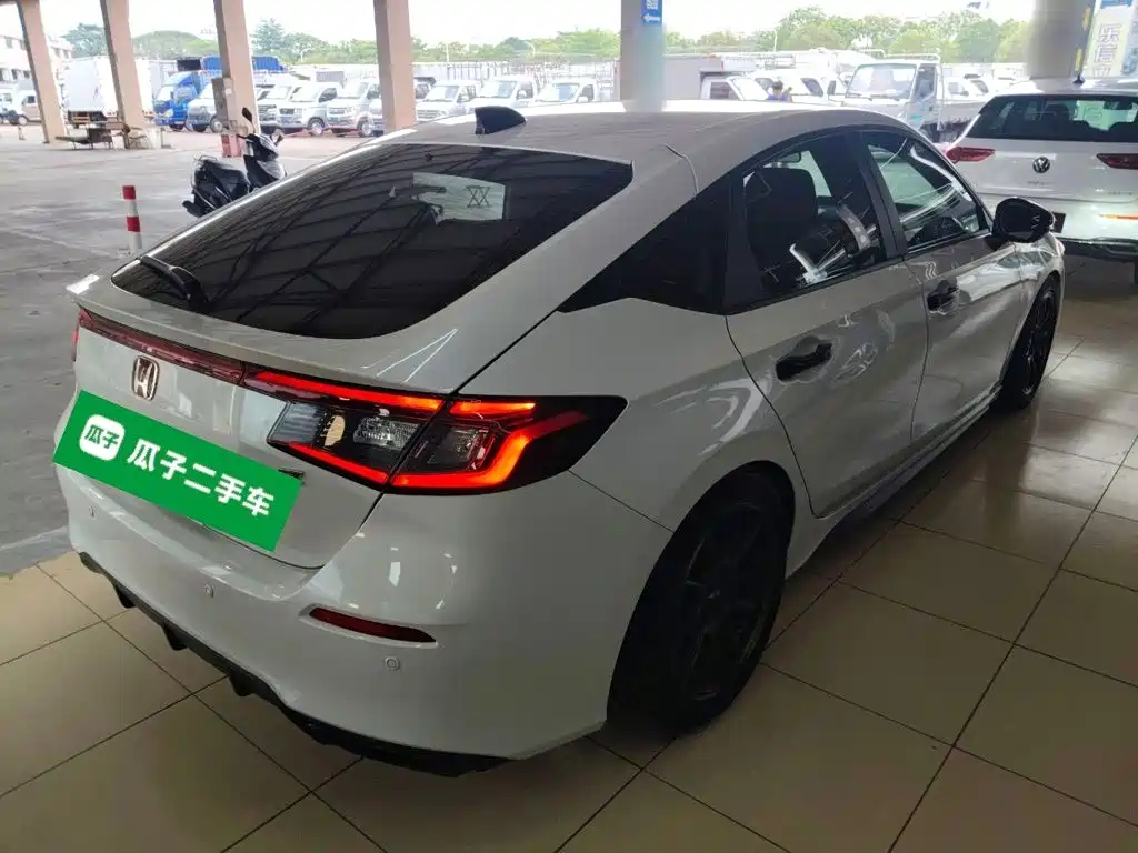 Honda Civic — фото 5