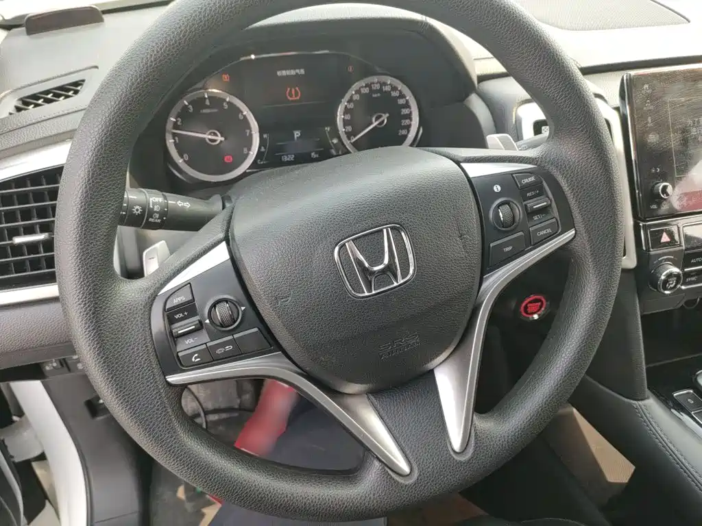 Honda UR-V — фото 11