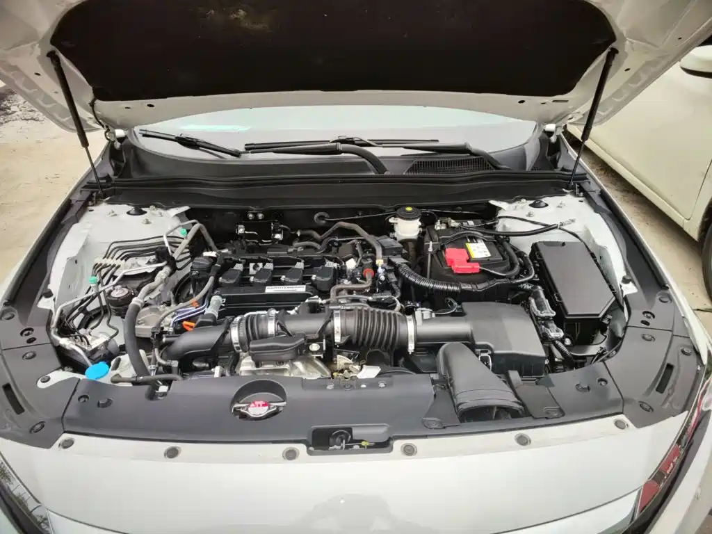 Honda Accord — фото 13