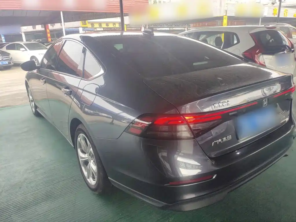 Honda Accord — фото 23